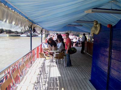 Regalia pub boat