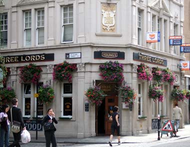 The Three Lords pub, City of London